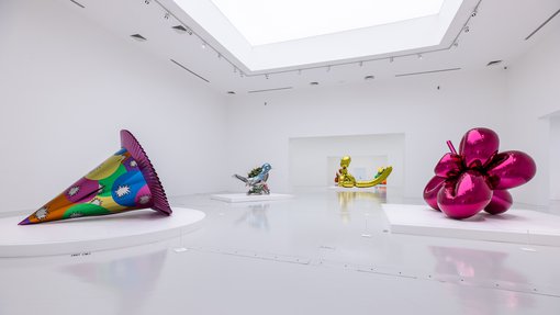 Interior of Jeff Koons: Lost in America gallery space