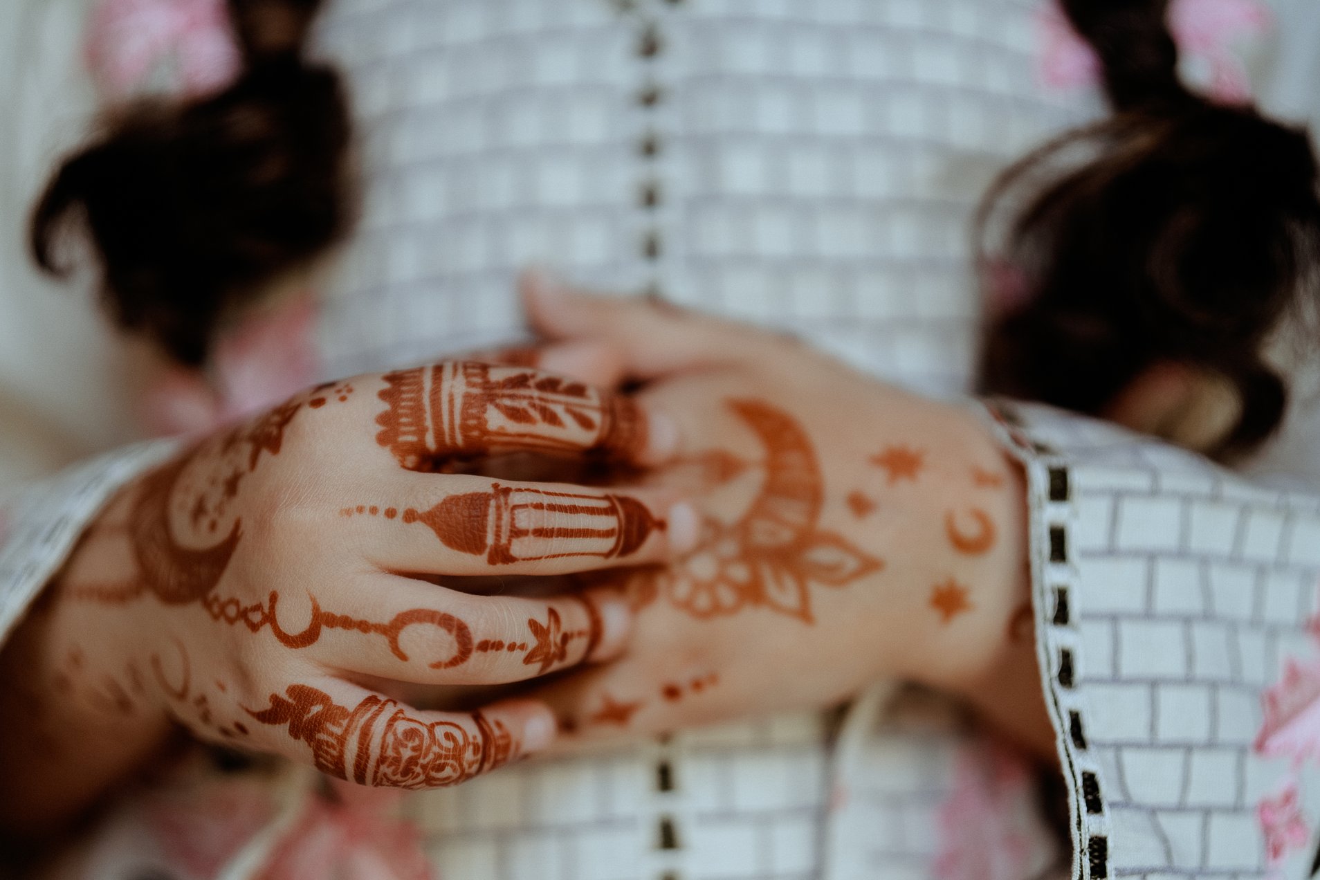 Alwaleed Khaled. Maryah’s Henna (2025). Digital Photograph