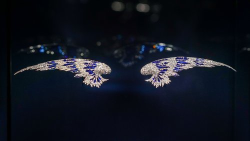 Fine Jewelry shaped as wings