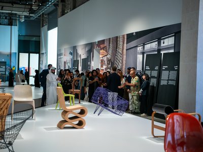 Exhibition tour